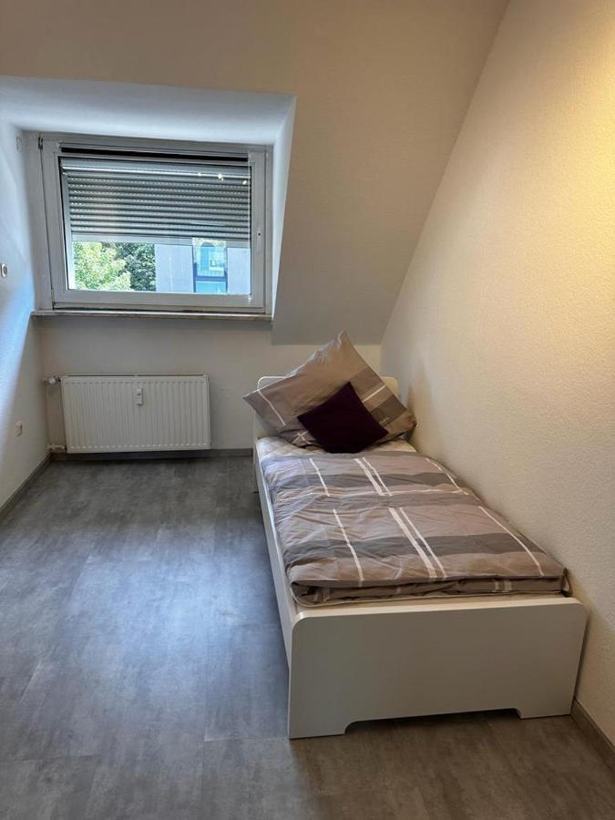 A&V Apartments Wunderschoene Rheinblick Wohnung Zum Entspannen Apt Ela Duisburg Exteriör bild