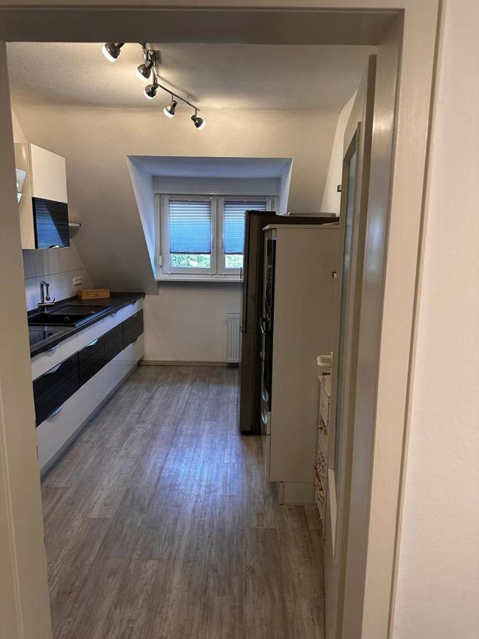 A&V Apartments Wunderschoene Rheinblick Wohnung Zum Entspannen Apt Ela Duisburg Exteriör bild
